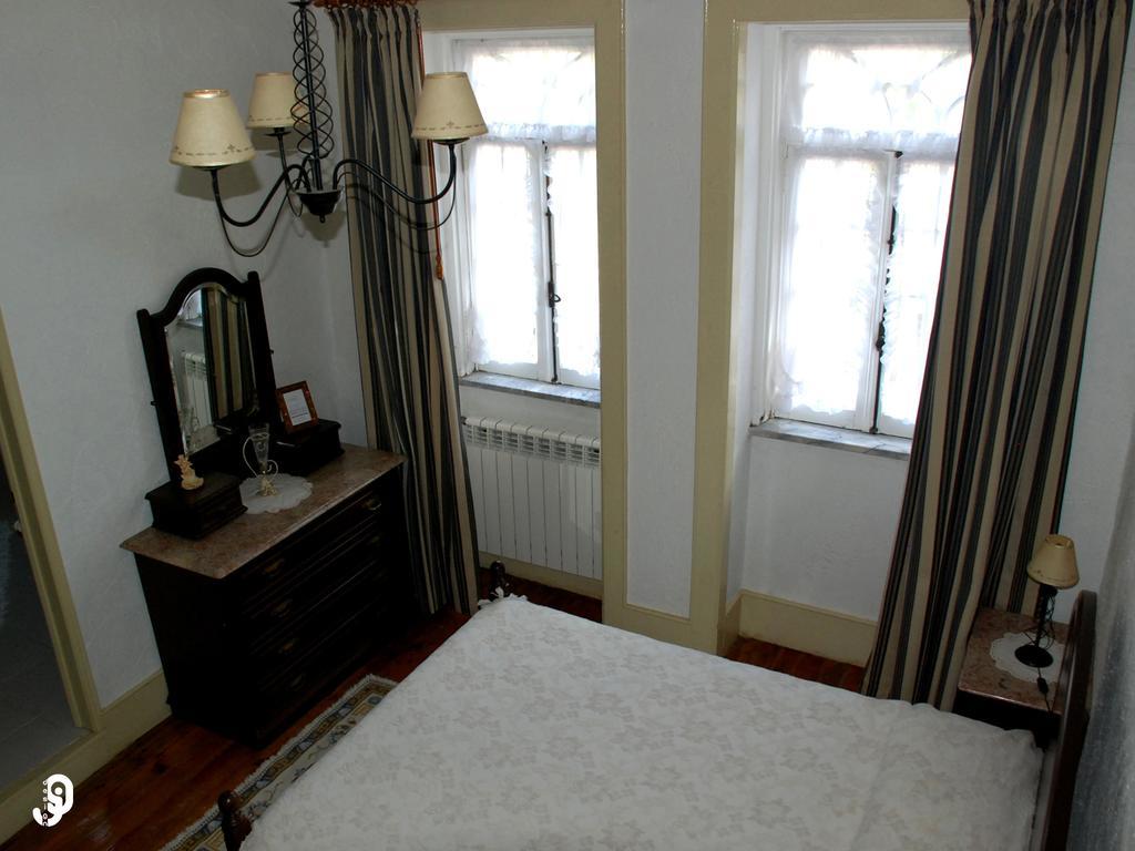 Quinta Dos Barbas Hostal Oliveira do Hospital Habitación foto